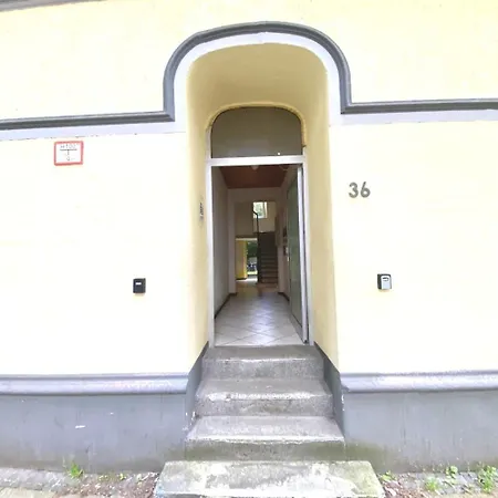 Διαμέρισμα In *